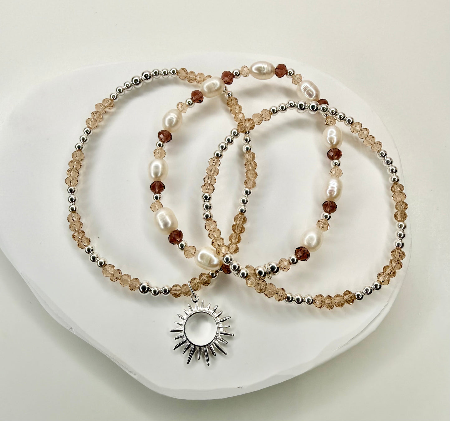 Fresh water Pearl & faceted beaded bracelet