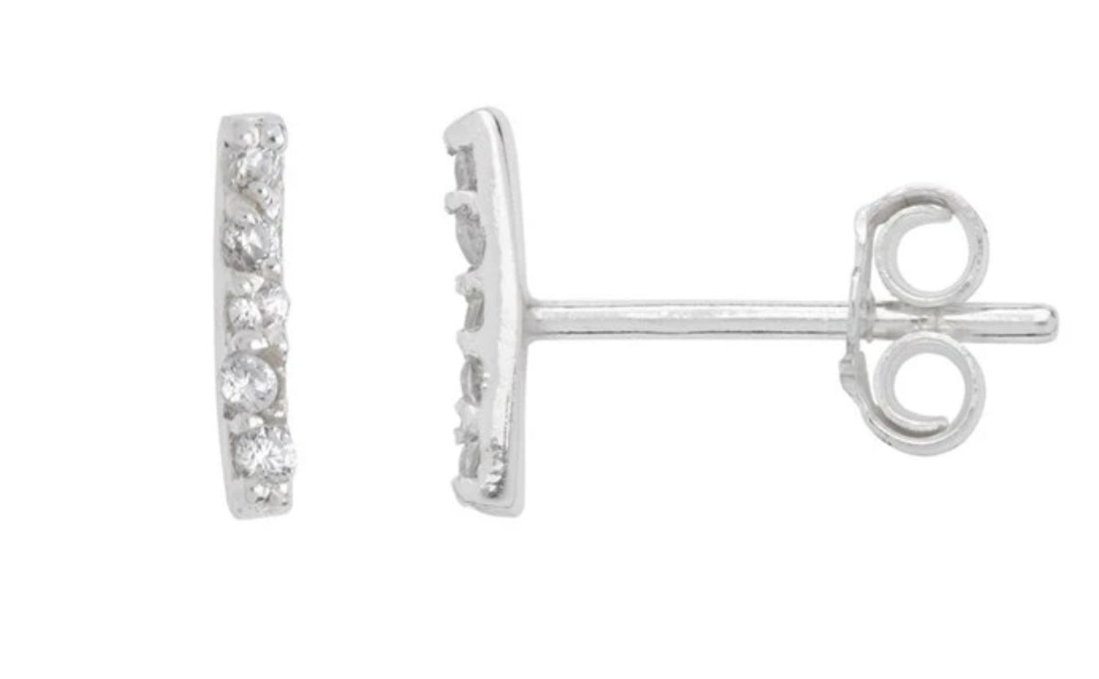 Sparkly bar Ear stud.